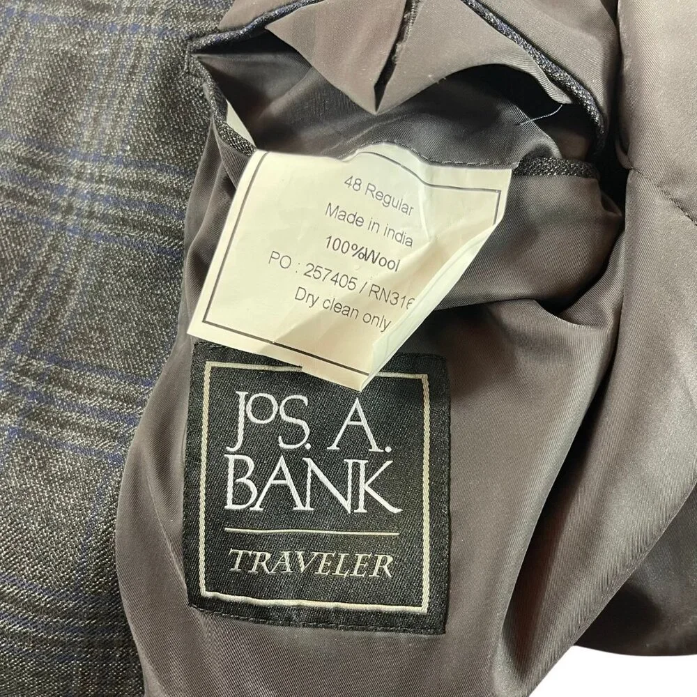 Jos A Bank Traveler Wool Blazer Jacket Mens 48 R Gray Checks Sport Coat Tailored